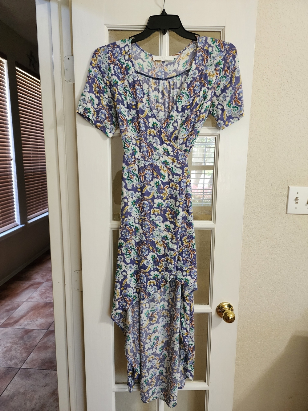 ASTR Floral Wrap Dress High Low Hem Periwinkle Blue Floral Boho Midi Medium